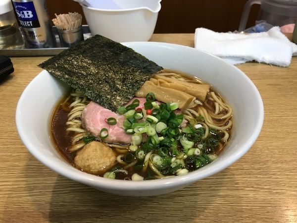 「香味淡麗ラーメン￥880」@RAMEN 一麺托生の写真