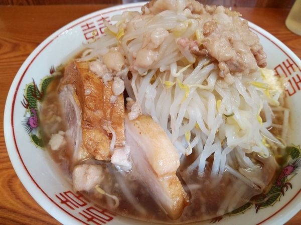「ラーメン（麺半分ニンニク少し、ヤサイアブラ）」@ラーメン二郎 亀戸店の写真