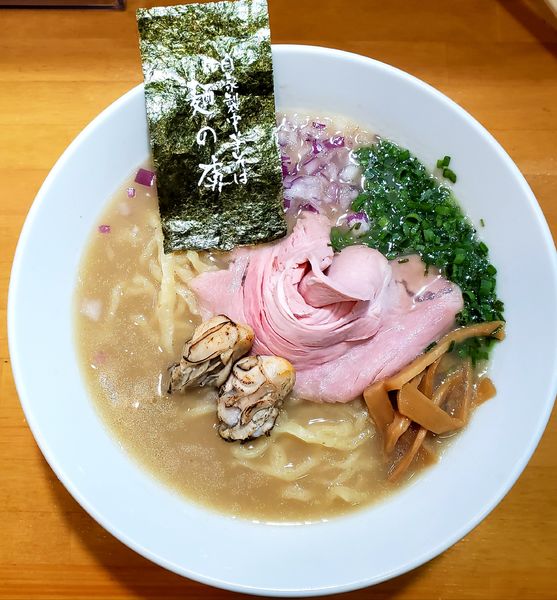 「冬の虜(牡蛎)」@自家製中華そば 麺の虜の写真