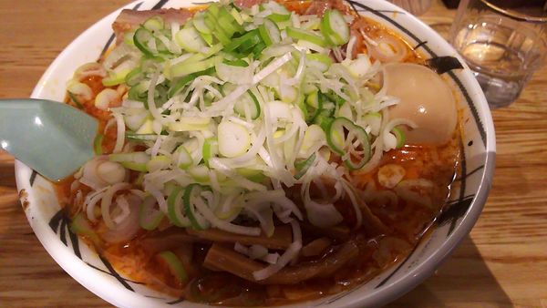 「辛しょうゆラーメン(780円)・大盛(70円)・玉子サービス」@麺将 ケン暴の写真