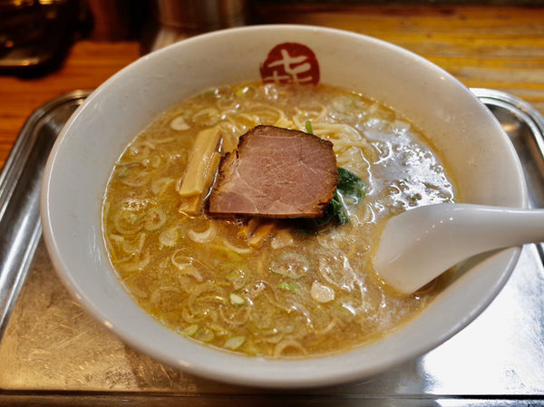 「中華そば 小…800円」@中華そば まるきの写真