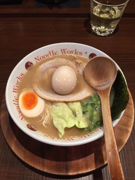 「ラーメン+まっかな味玉」@Noodle Works -BALI-の写真
