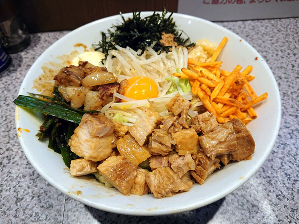 「限定 汁なしジャンク」@ラーメン宮郎の写真