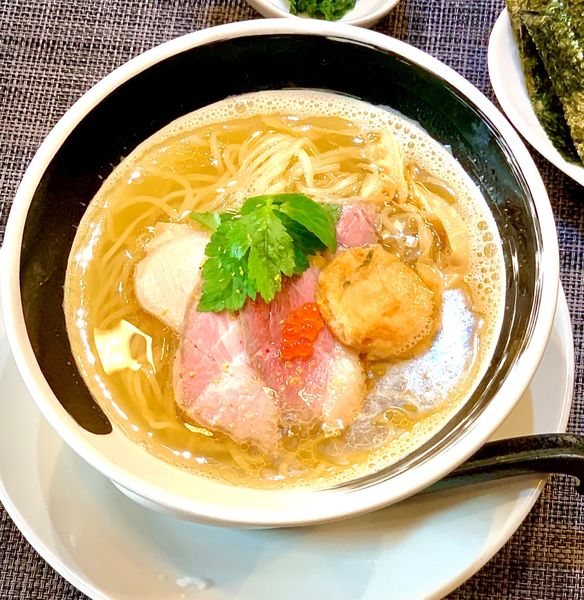 「鯛煮干とエソ煮干の塩そば」@麺処しろくろの写真