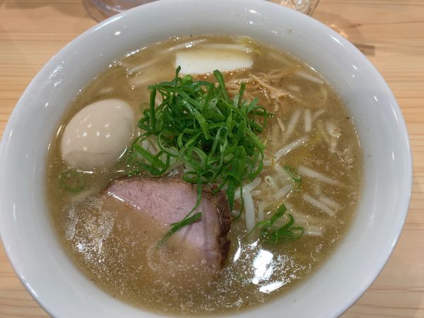 「塩850円、煮卵150円」@三ん寅の写真