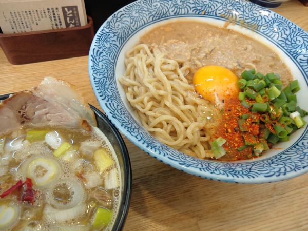 「【限定】カキ味噌釜玉つけそば（300g） ￥1,020」@中華そば専門 とんちぼの写真