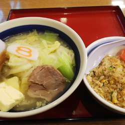 8番らーめん 敦賀木崎店の画像