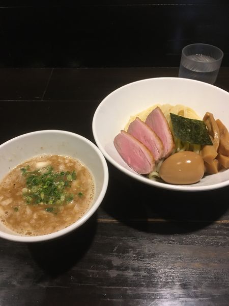 「俺の浸つけ節そば太麺（1130円）」@俺の空 新宿店の写真