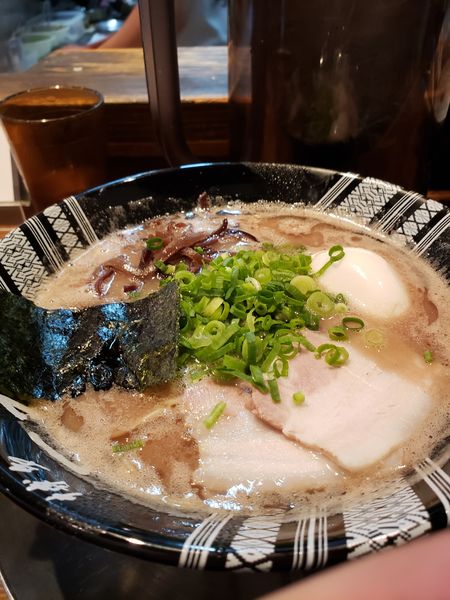 「味玉ラーメン」@博多一双 博多駅東本店の写真