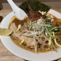 スパイスラーメン　辛さ4倍