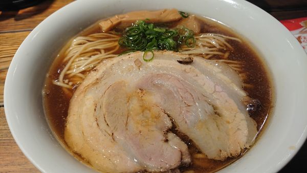 「中華そば（大盛）」@松戸中華そば 富田食堂の写真