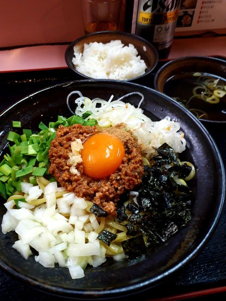 「台湾まぜそば　追い飯付き800円+ビール」@ラーメン そうすけの写真