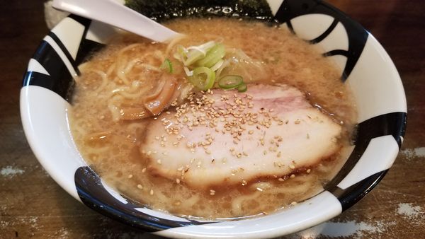 「味噌ラーメン」@ラーメンバル 凌駕 ドロップスの写真