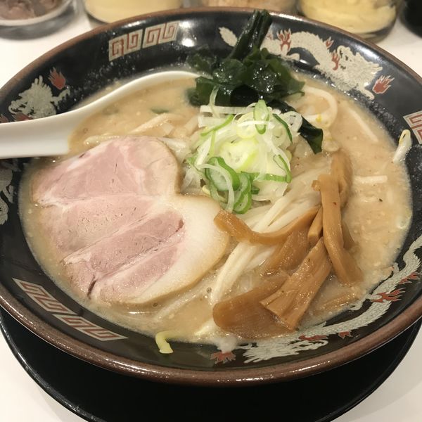 「ガッツリスープの味噌らーめん（￥870）」@北海道らーめん みそ熊 新橋店の写真