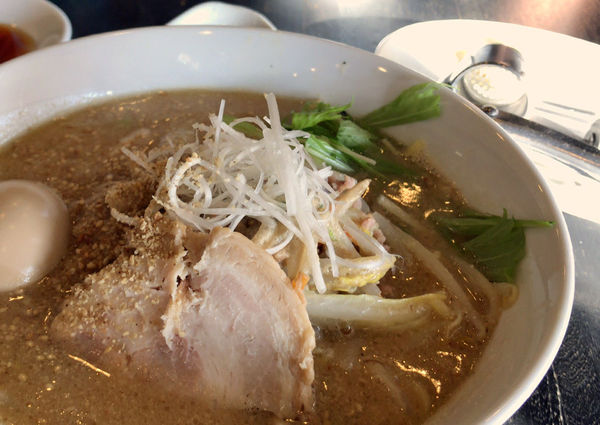 「味噌煮玉子入りラーメン」@麺屋 吉辰の写真