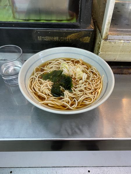 「かけそば280円」@爽亭 JR上野駅11・12番線ホームの写真