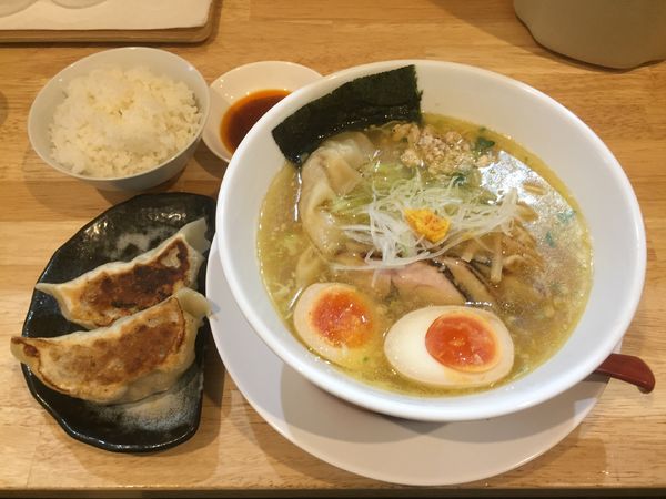 「特製とりそば＋焼餃子（2個）＋ライス」@らーめん天神下 大喜の写真
