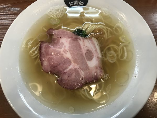 「塩そば」@公園前の写真