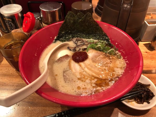 「特製赤丸　1060円(＋税)」@博多一風堂 上野広小路店の写真