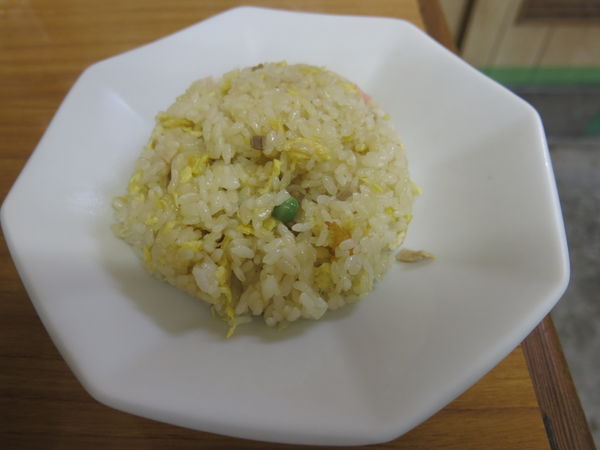 「本日のランチ(タンメン+半チャーハン):900円」@中華餃子 三陽 新橋店の写真