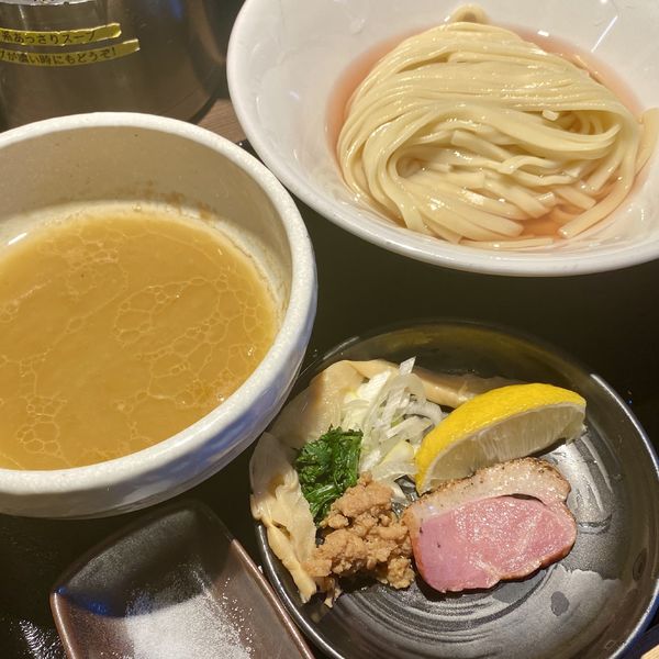 「鴨出汁つけそば（中盛）＋塩＋缶ビール」@鴨出汁中華蕎麦 麺屋yoshikiの写真