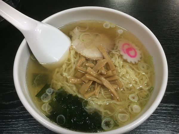 「塩ラーメン¥450」@麺飯飲処 華楽の写真
