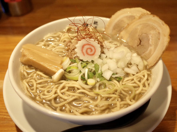 「灰煮干しの肉味噌ラーメン…950円」@二代目 白神の写真