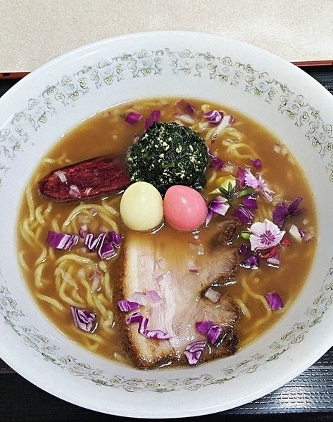 「(限定) モロヘイヤの醤油仕立てラーメン 880円」@九州ラーメン金平の写真
