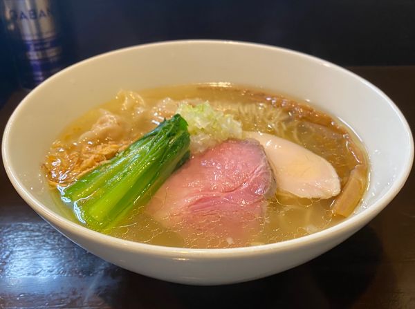 「塩らぁ麺850円他」@らぁ麺 すぎ本の写真