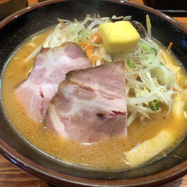 「味噌ラーメン(880円)」@麺屋 真心の写真