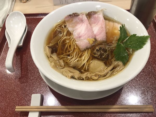「味玉中華そば（950円）」@麦と麺助 新梅田中津店の写真