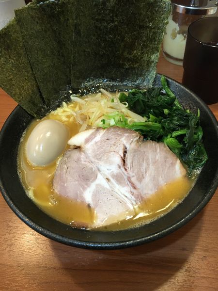 「味噌ラーメン＋味玉」@横浜家系らーめん りゅうの写真