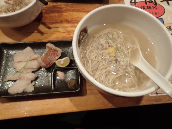 「四周年記念限定 キンキ100%らーめん」@真鯛らーめん 麺魚の写真