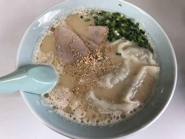 「ギョーザ入りラーメン」@満福の写真