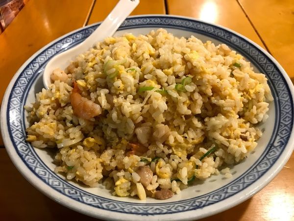 「揚州炒飯」@中国ラーメン揚州商人 アネックスチェックイン新橋店の写真