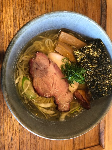 「塩らーめん」@YOKOKURA STOREHOUSEの写真