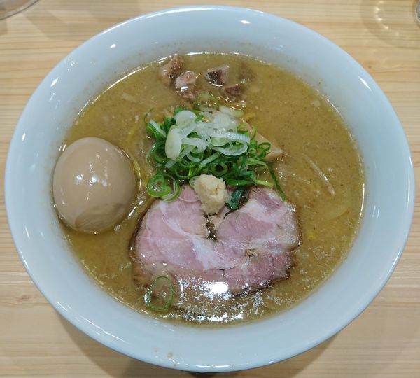 「味噌らーめん＋煮玉子」@三ん寅の写真