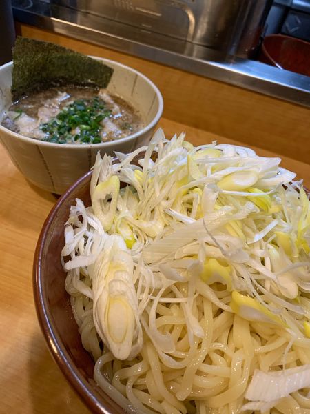 「肉つけ麺ネギトピ」@七人の侍の写真