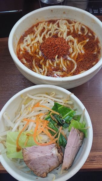 「辛辛ラーメン+プレーン」@麺処 一笑の写真