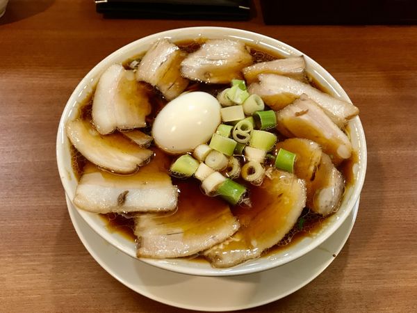 「特盛チャーシュー中華そば」@濃厚中華そば 佐とうの写真