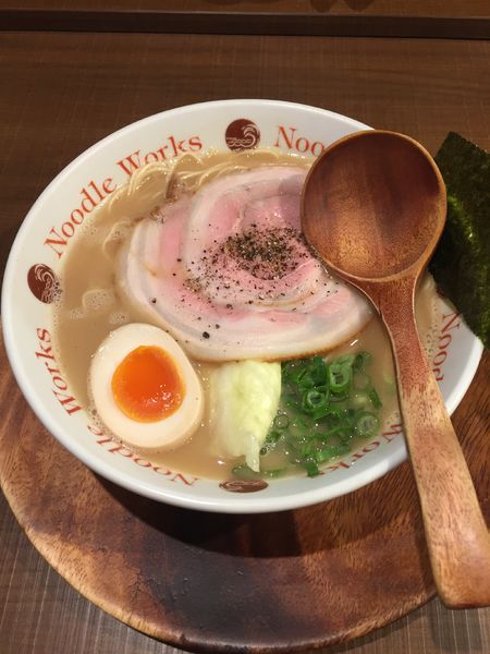 「ラーメン」@Noodle Works -BALI- 藤沢店の写真