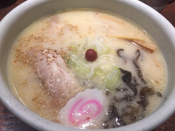 「塩らーめん 大盛り」@らーめん 山頭火 新宿南口店の写真