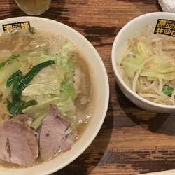 濃菜麺　ジロベジ