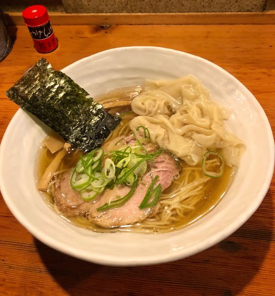 「わんたんめん (中華そば) ¥700」@中華そば 榮じの写真