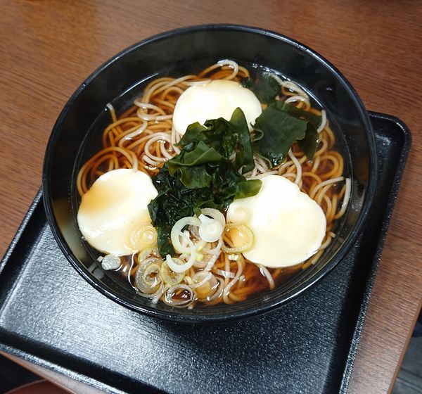 「モッツアレラ蕎麦」@名代 白木そばの写真