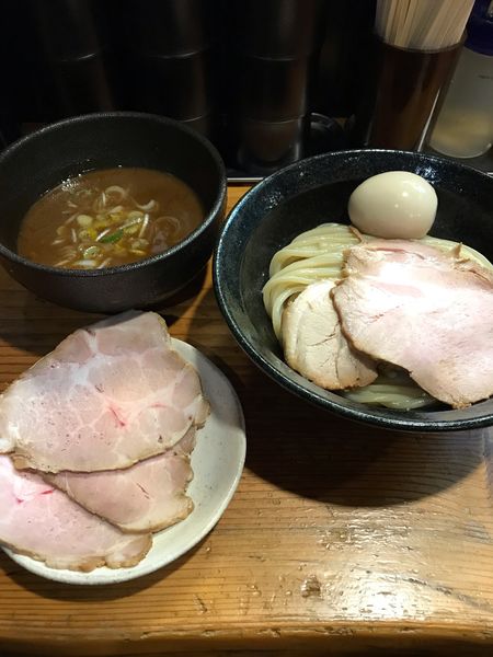 「味玉つけ麺+ローストチャーシュー」@麺や 新倉の写真