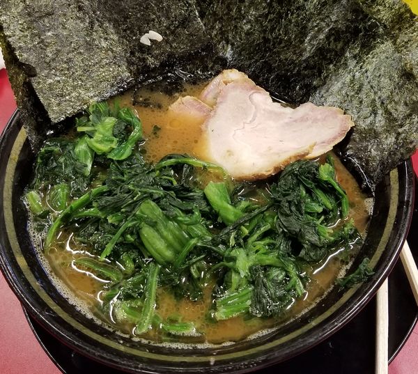 「ラーメン(麺少なめ青菜マシ)」@柏 王道家の写真