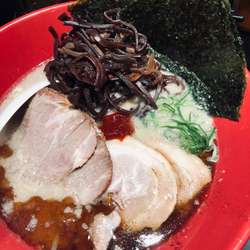 赤丸新味特製　初回クーポン550円　キクラゲ