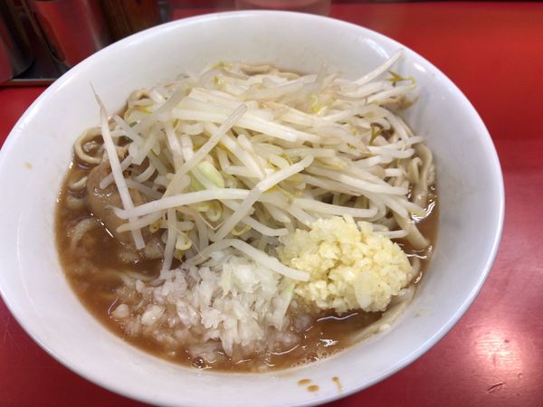 「らーめん(ニンニク、タマネギ) 780円」@豚ラーメン 蕨店の写真