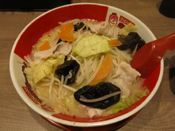 「塩とんこつタンメン：1000円」@赤坂ラーメン 赤坂本店の写真